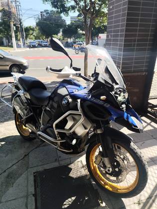 BMW R 1250 GS ADVENTURE PREMIUM RALLYE BMW R 1250 GS ADVENTURE PREMIUM RALLYE